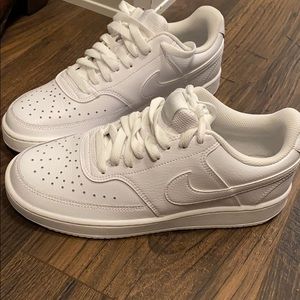Air Force One’s, low top Women’s